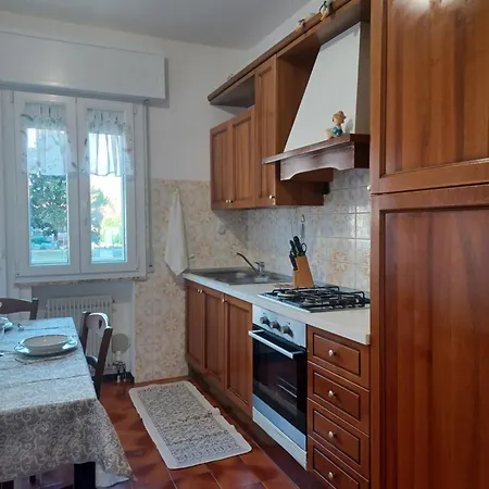 Interno 3 *